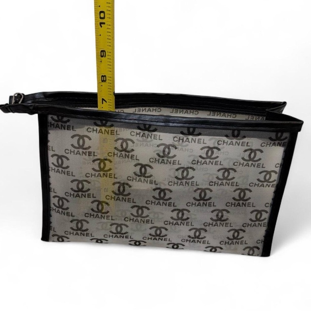 Monochrome Black and White Logo Mesh Pouch - Picture 3 of 3